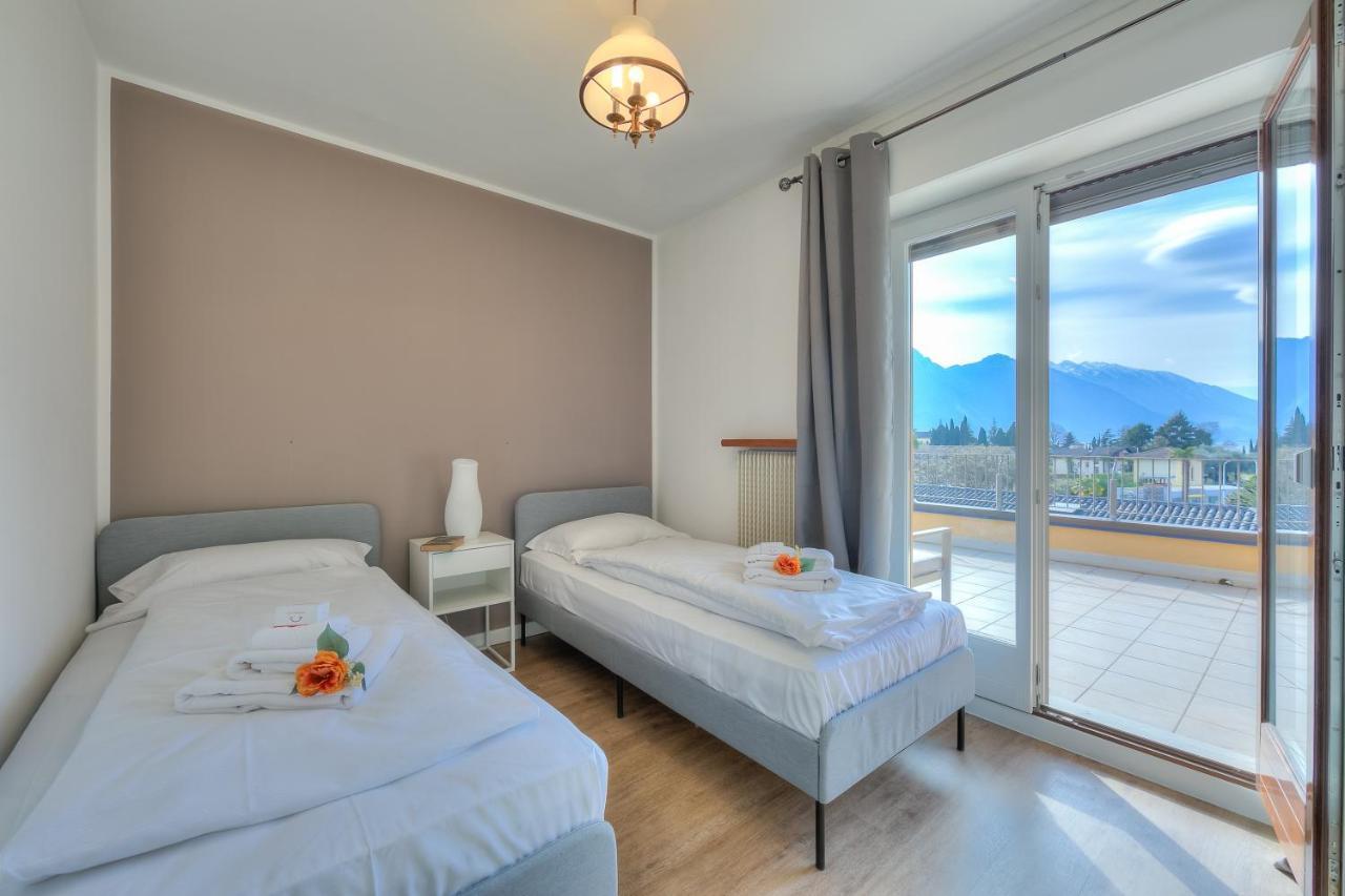 Antares150M From The Lake - Happy Rentals Riva del Garda Ngoại thất bức ảnh