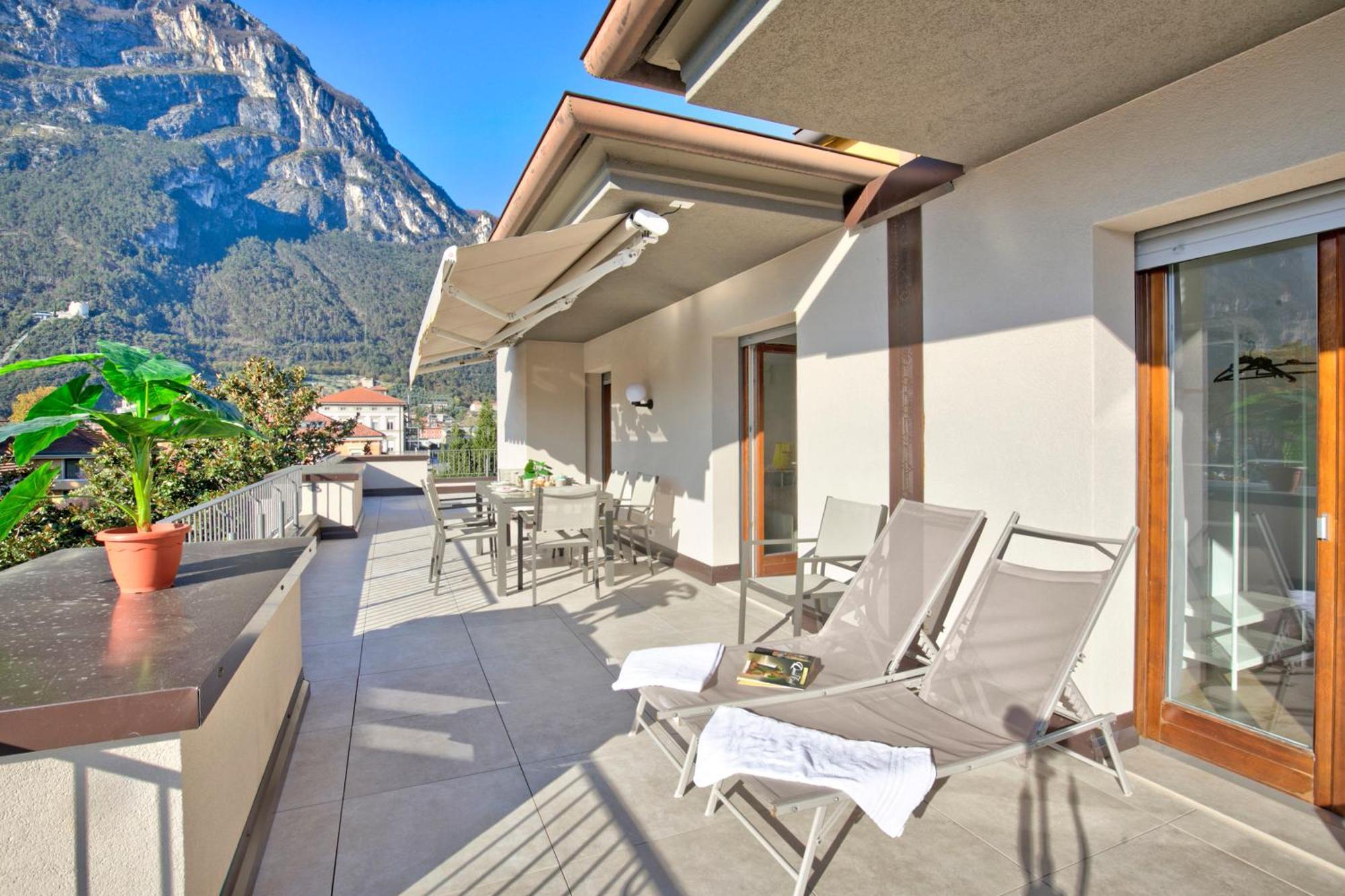 Antares150M From The Lake - Happy Rentals Riva del Garda Ngoại thất bức ảnh